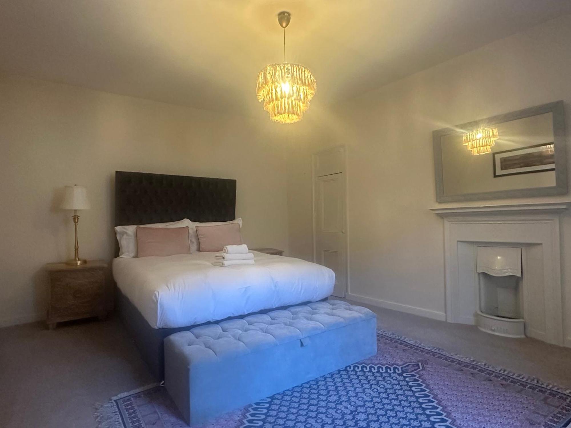 Stunning 3 Bedroom House With Amazing Castle View Άλνγουικ Εξωτερικό φωτογραφία